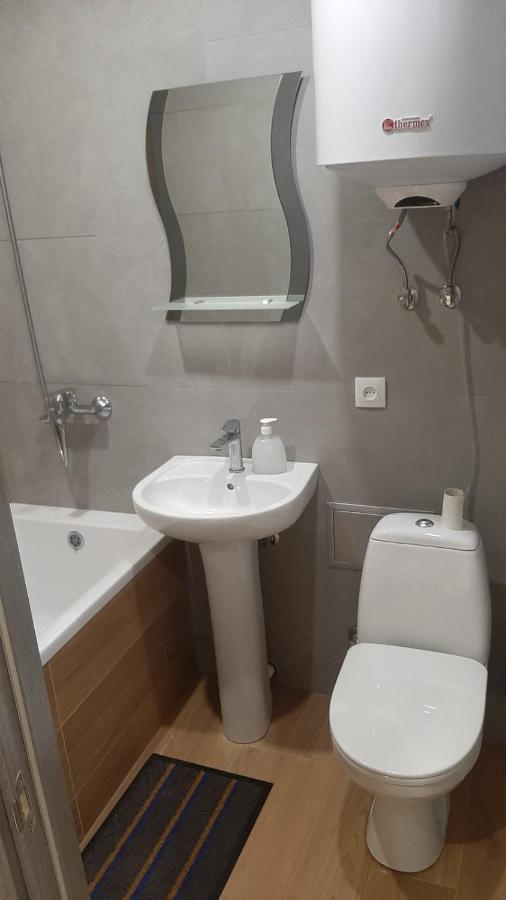 Apartamento Проспект Александра Поля 109. Проспект Кирова Dnipro Exterior foto